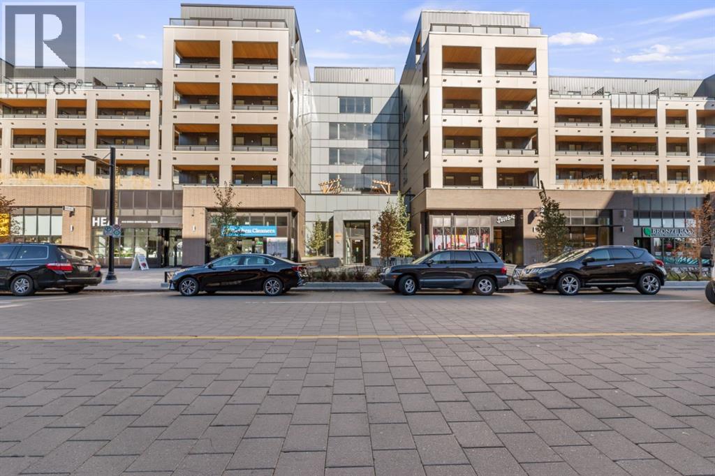 220, 3932 University Avenue NW, Calgary, Alberta