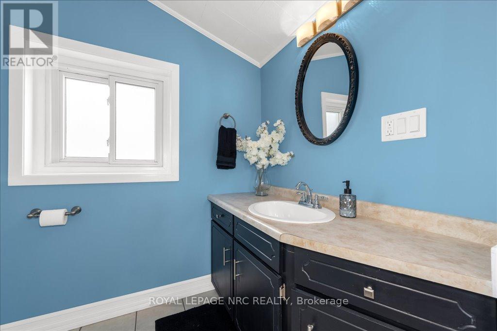 3384 Johnson Street, Lincoln, Ontario  L0R 2C0 - Photo 15 - X12461787