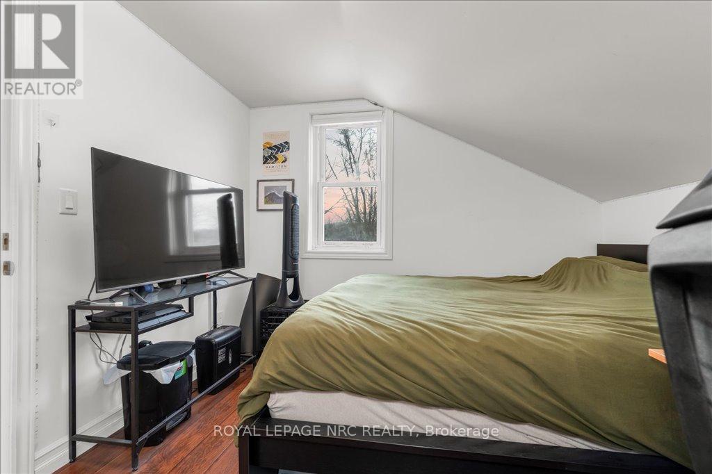 3384 Johnson Street, Lincoln, Ontario  L0R 2C0 - Photo 17 - X12461787