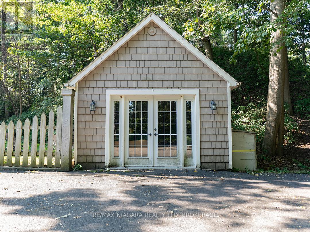 10187 Lakeshore Road W, Wainfleet (Lakeshore), Ontario  L3K 5V4 - Photo 45 - X12430583