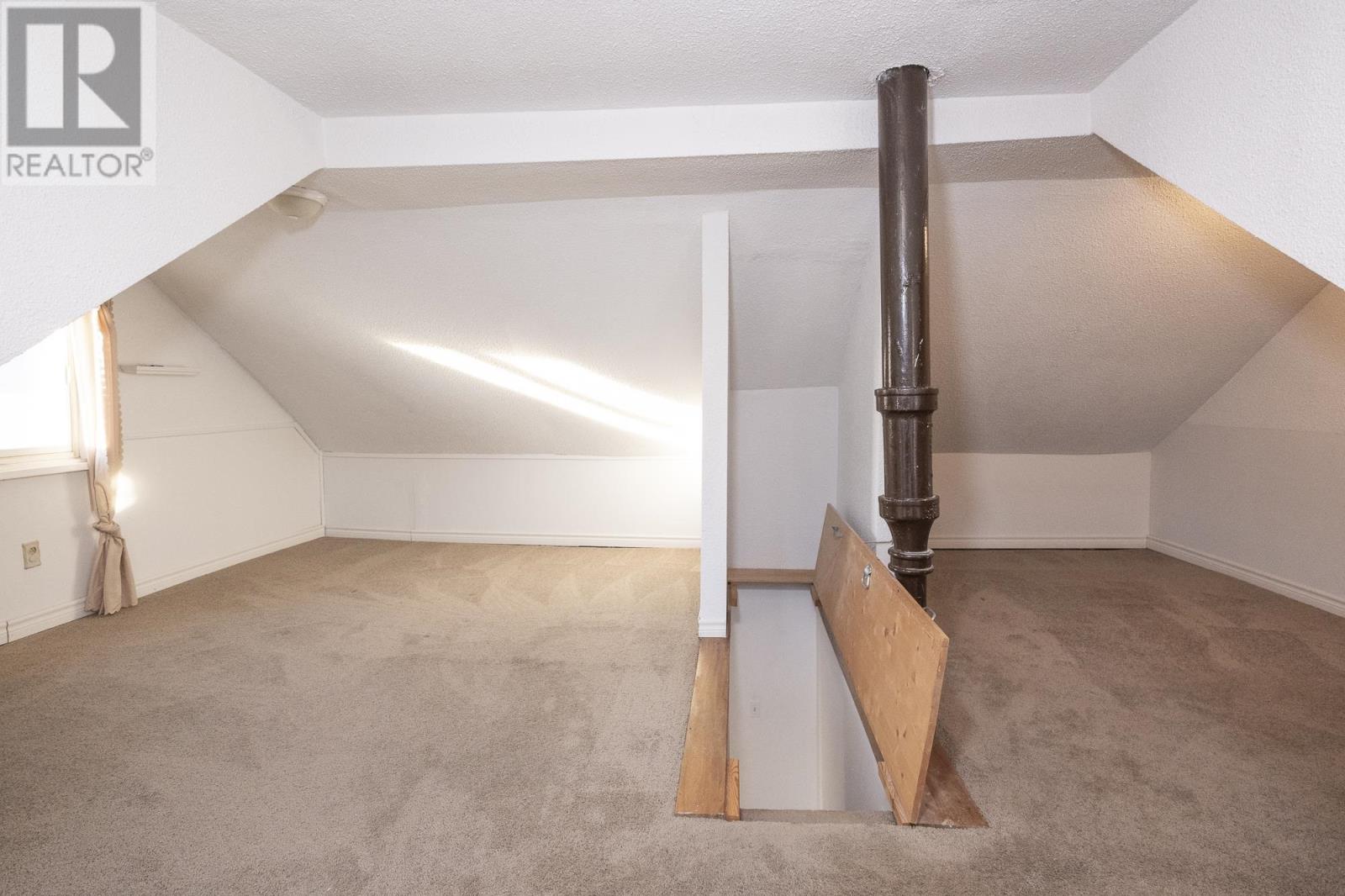 237 Amelia St W, Thunder Bay, Ontario  P7E 4A3 - Photo 16 - TB253487