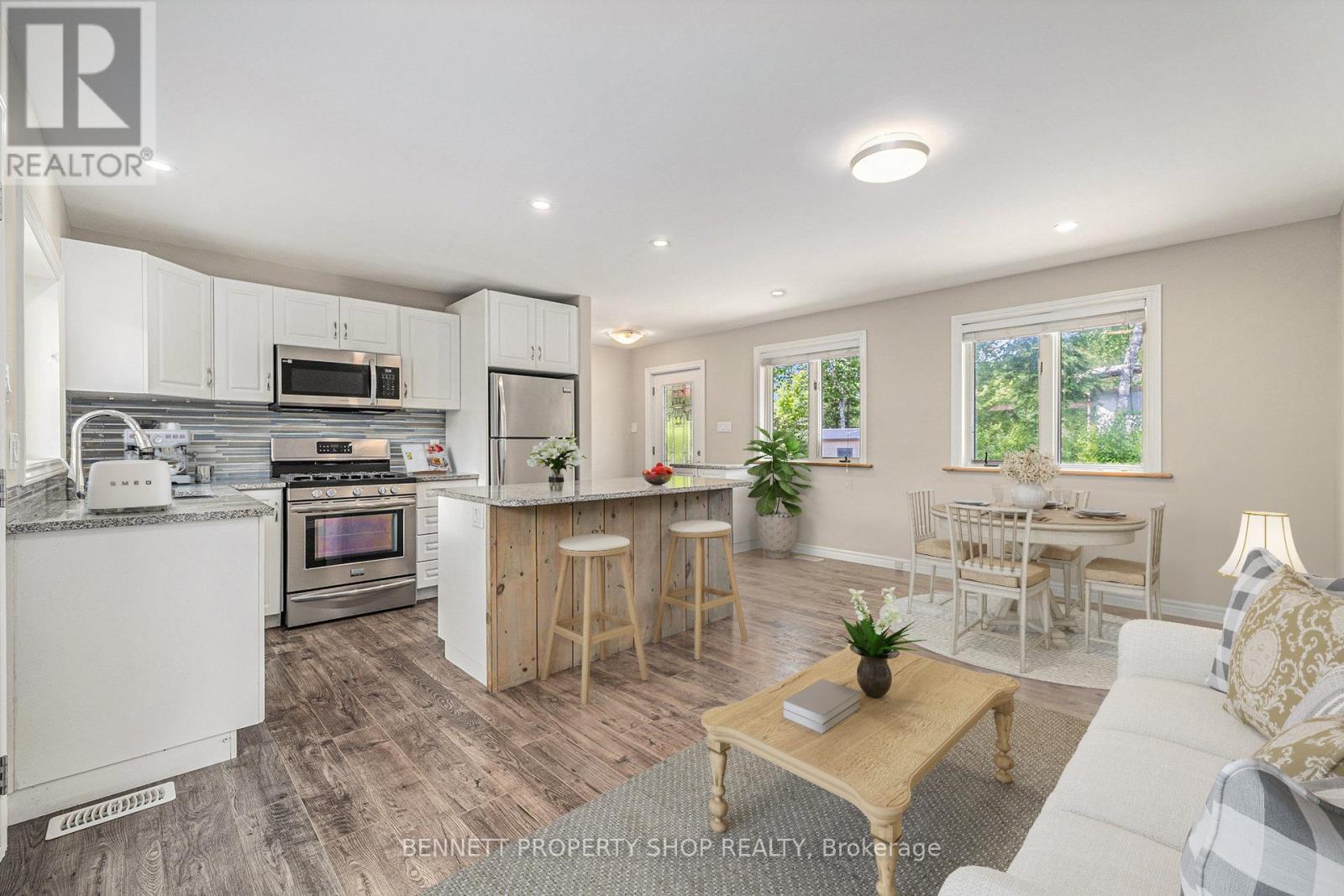 Poolside - 579 Peneshula Road, Lanark Highlands, Ontario  K0A 3L0 - Photo 5 - X12612826