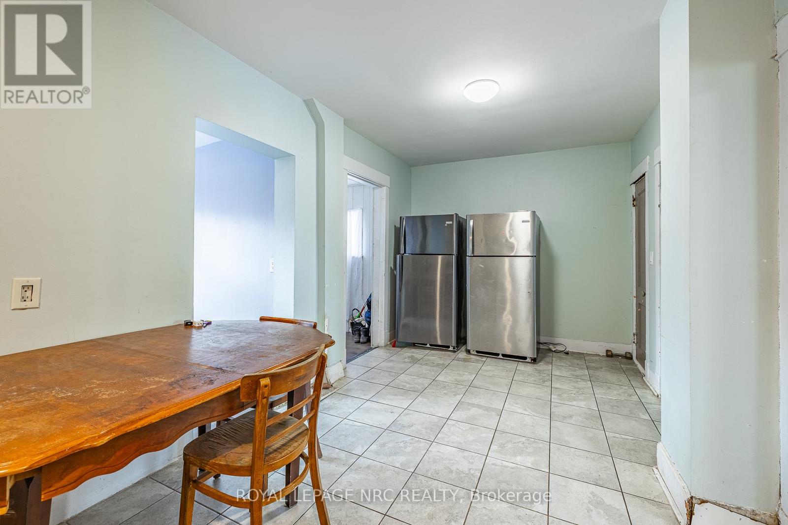 5495 Drummond Road, Niagara Falls, Ontario  L2G 4L2 - Photo 13 - X12612794