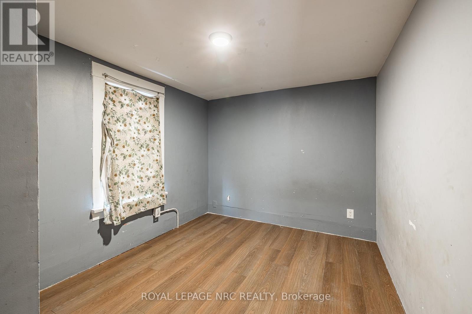 5495 Drummond Road, Niagara Falls, Ontario  L2G 4L2 - Photo 21 - X12612794