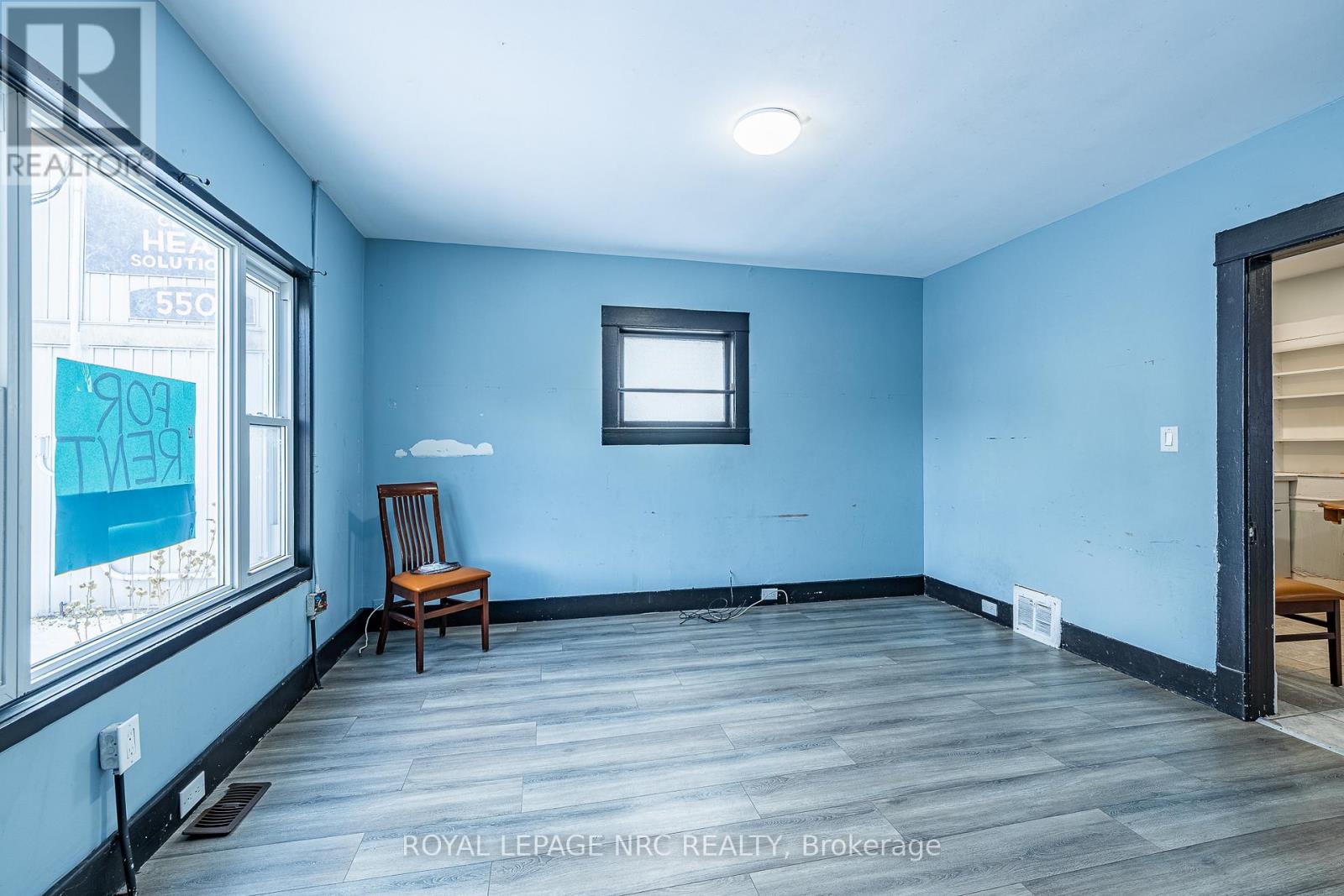 5495 Drummond Road, Niagara Falls, Ontario  L2G 4L2 - Photo 6 - X12612794