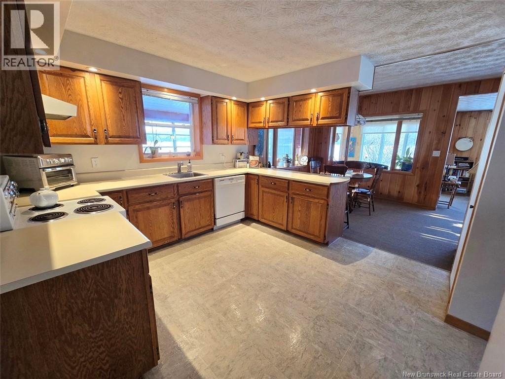 1040 Route 215, Saint-François-De-Madawaska, New Brunswick  E7A 1G9 - Photo 12 - NB131072