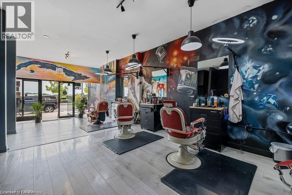 70 Colborne Street, Brantford, Ontario  N3T 2G5 - Photo 5 - 40792348