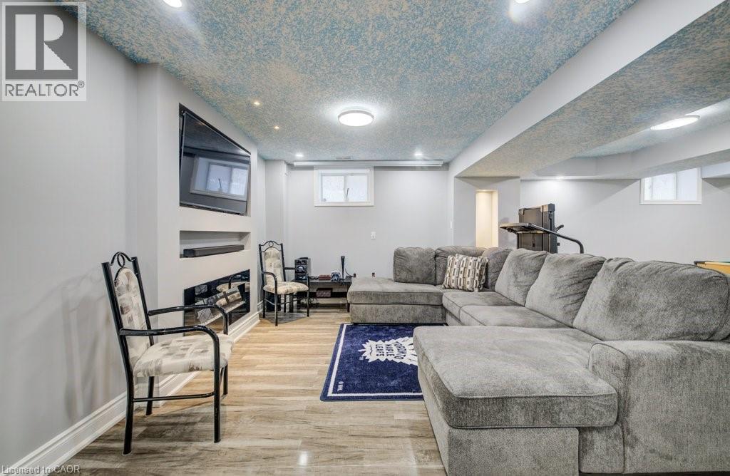 538 Thomas Slee Drive, Kitchener, Ontario  N2P 2Y7 - Photo 37 - 40791482