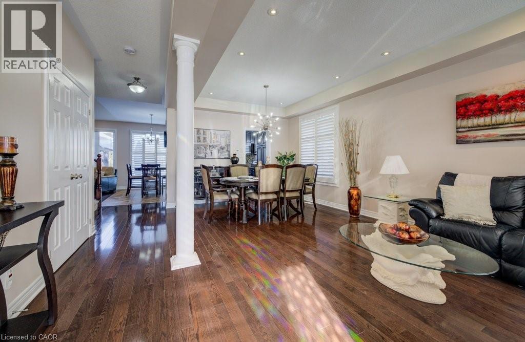 538 Thomas Slee Drive, Kitchener, Ontario  N2P 2Y7 - Photo 5 - 40791482