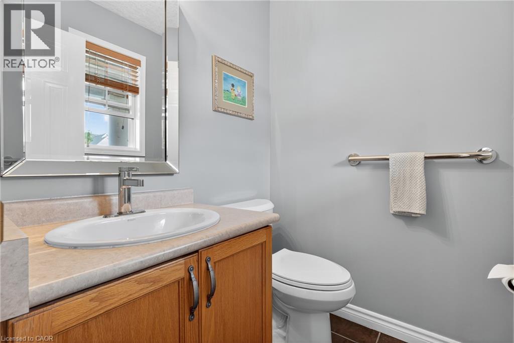 517 Thornview Place, Waterloo, Ontario  N2T 2V9 - Photo 13 - 40785684