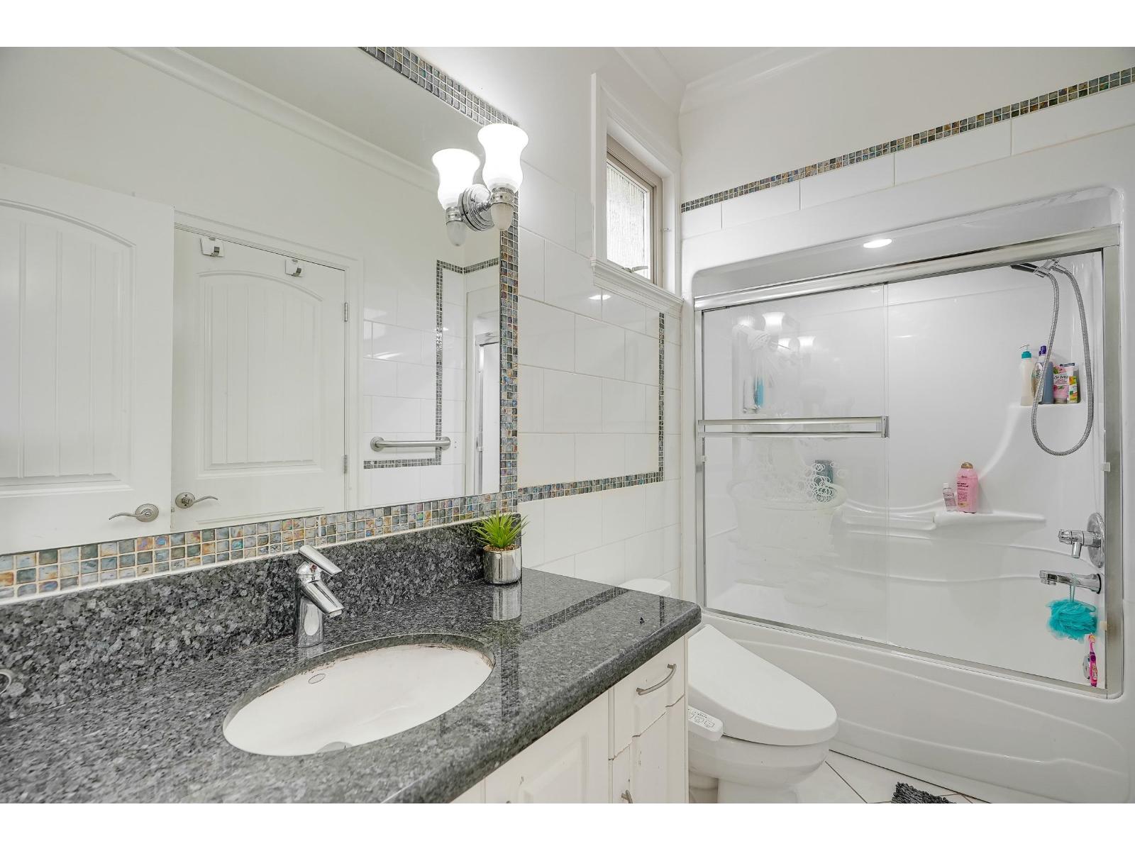 5545 127 Street, Surrey, British Columbia  V3X 3V1 - Photo 22 - R3062015