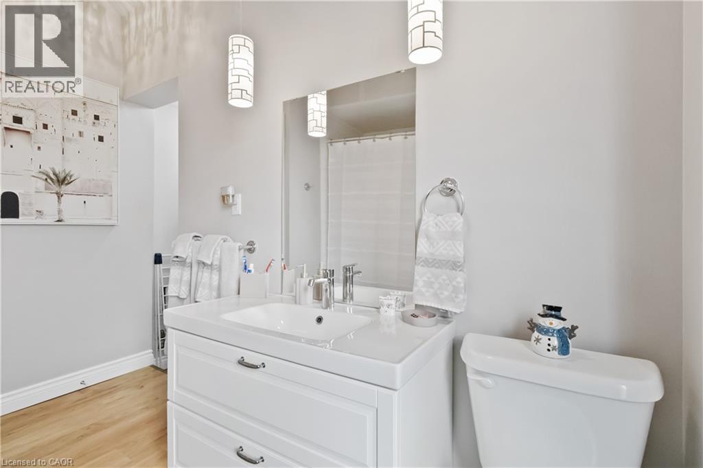 36 Mount Pleasant Street, Brantford, Ontario  N3T 1S6 - Photo 9 - 40791064