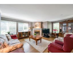 <div class="price">$594,785</div> 104 12155 75a Avenue, Surrey<br><div style="margin-bottom:8px;"><small>Macdonald Realty (Delta)</small></div><div class='bed_bath'>2 Bed | 2 Bath</div>