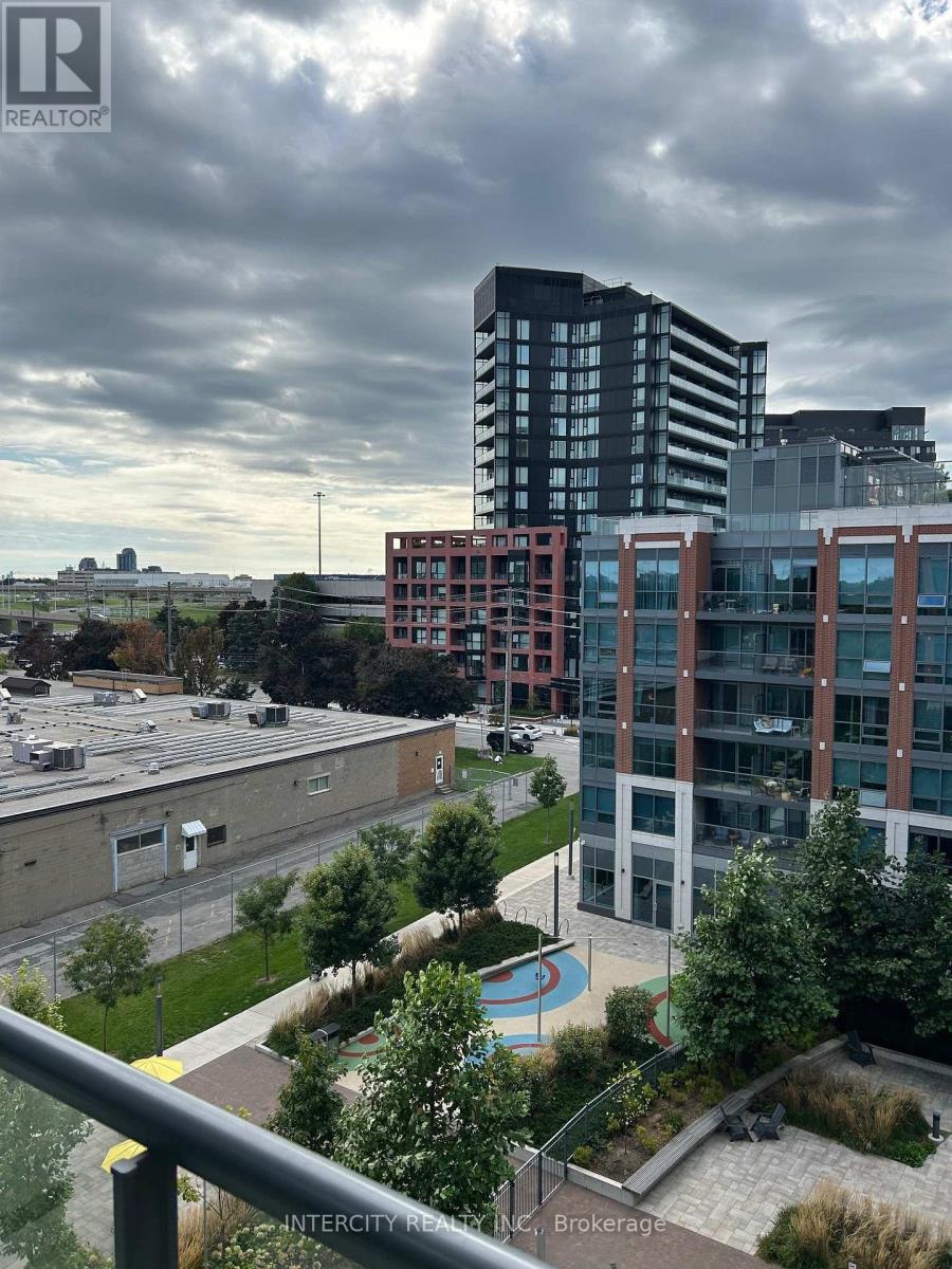 608 - 31 Tippett Road, Toronto, Ontario  M3H 0C8 - Photo 11 - C12612872