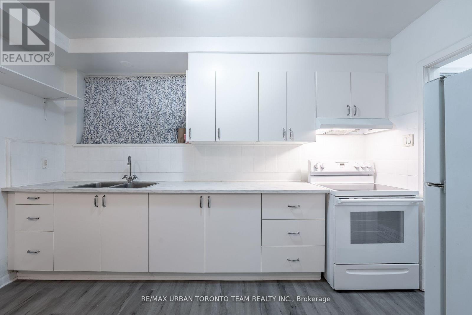 #1 - 37 Frankdale Avenue, Toronto (Danforth Village-East York), Ontario  M4J 3Z8 - Photo 8 - E12612824