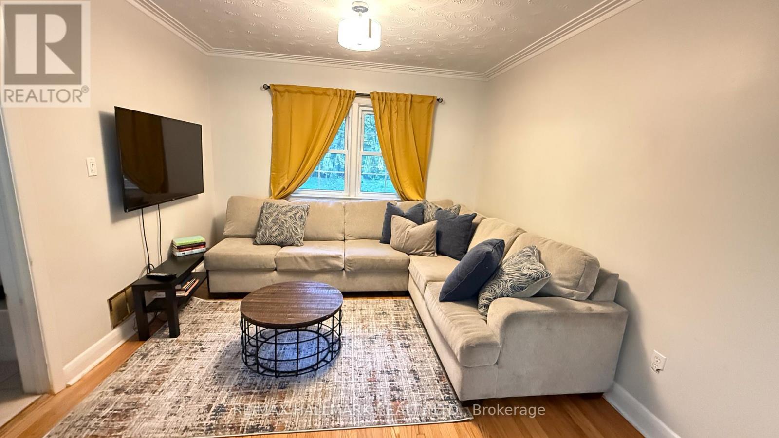 187 Mill Street, Richmond Hill, Ontario  L4C 4B1 - Photo 5 - N12612832