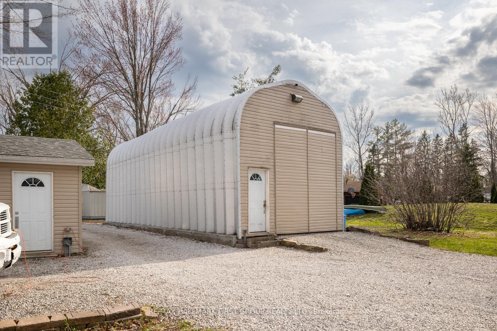 6386 Bluebird Street, Ramara, Ontario L3V 6H6 - Photo 15 - S12612818