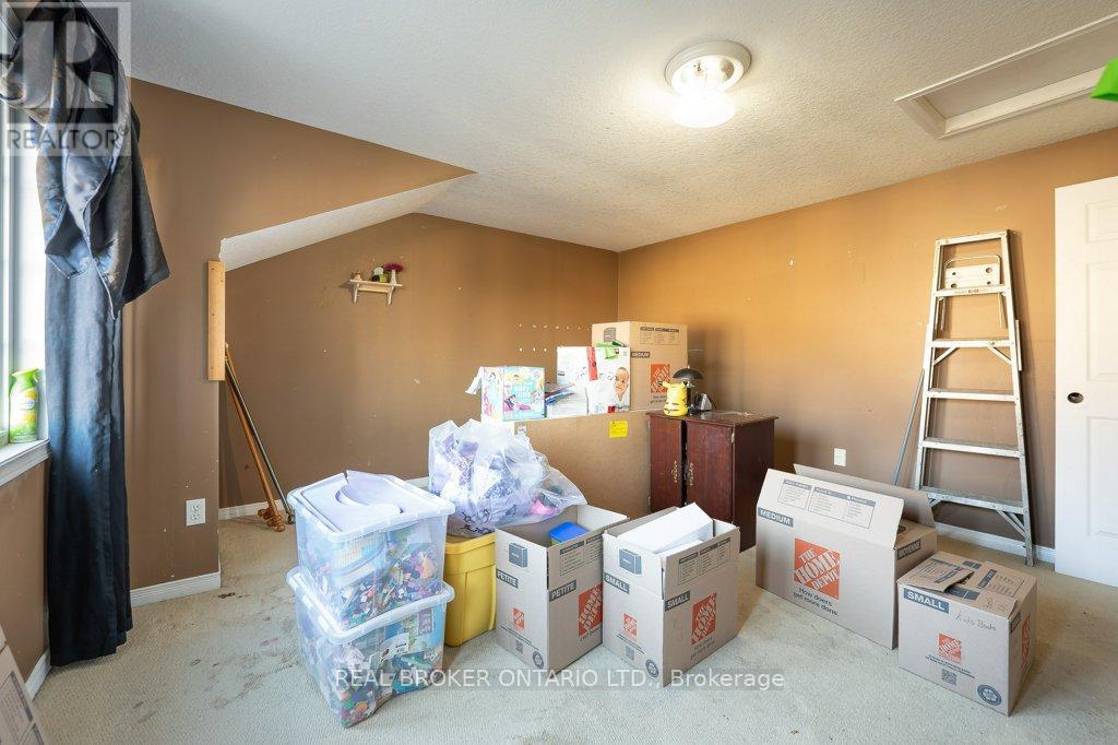 B11 - 110 Activa Avenue, Kitchener, Ontario N2E 4K4 - Photo 8 - X12567278