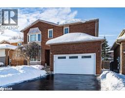 222 BISHOP Drive, Barrie, Ontario