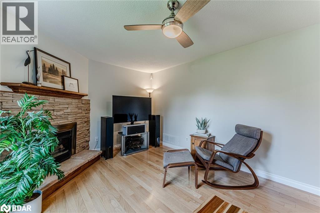 222 Bishop Drive, Barrie, Ontario L4N 6X8 - Photo 10 - 40789160