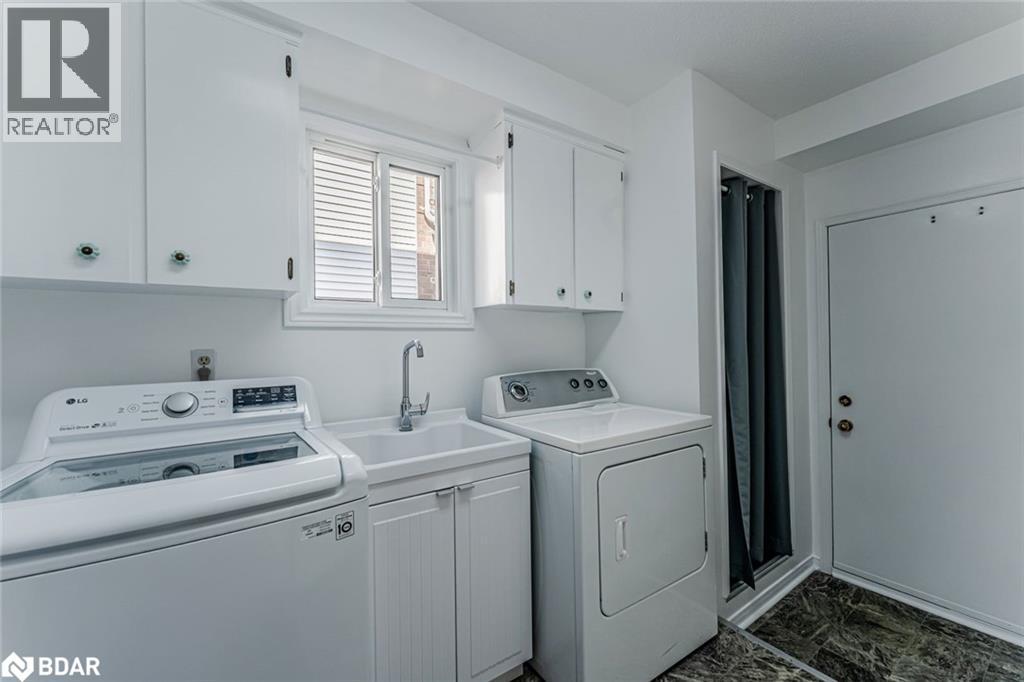 222 Bishop Drive, Barrie, Ontario L4N 6X8 - Photo 13 - 40789160