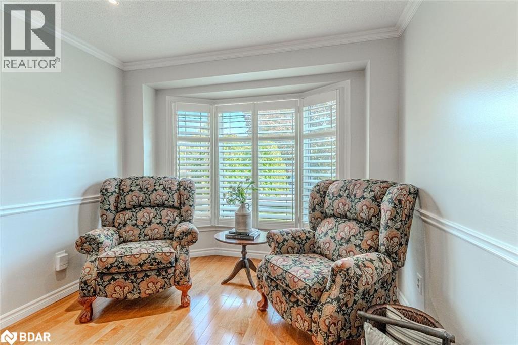 222 Bishop Drive, Barrie, Ontario L4N 6X8 - Photo 4 - 40789160