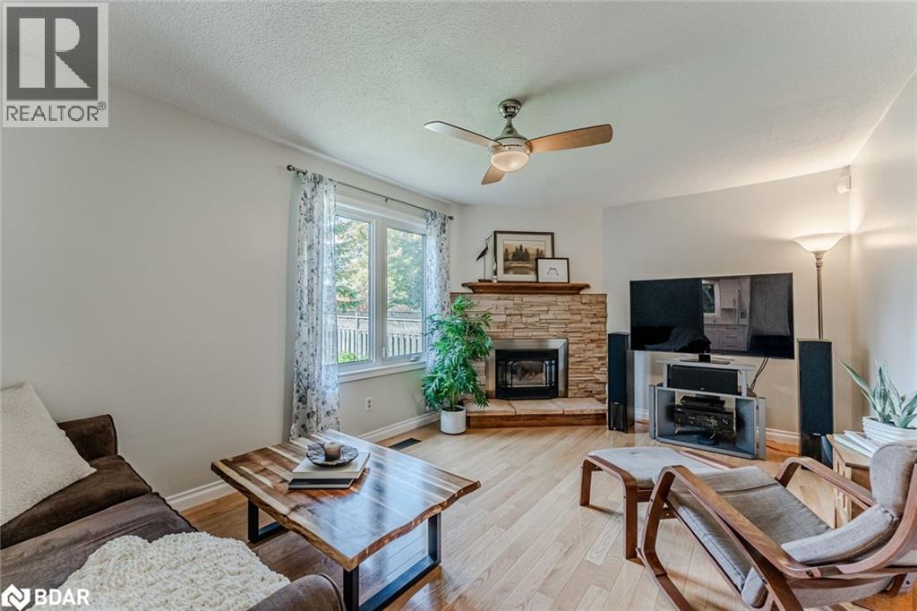 222 Bishop Drive, Barrie, Ontario L4N 6X8 - Photo 11 - 40789160