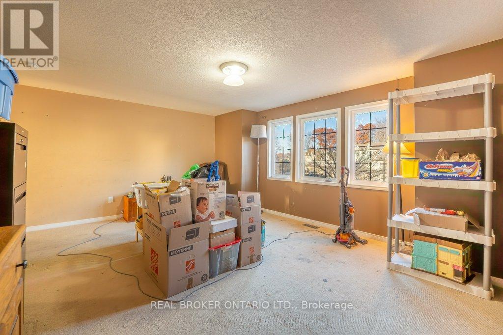 B11 - 110 Activa Avenue, Kitchener, Ontario N2E 4K4 - Photo 6 - X12567278
