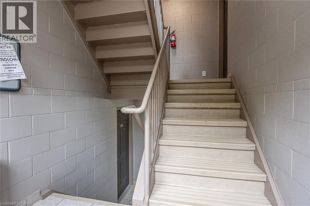 950 Highland Road W Unit# 32, Kitchener, Ontario  N2N 0A5 - Photo 34 - 40780656