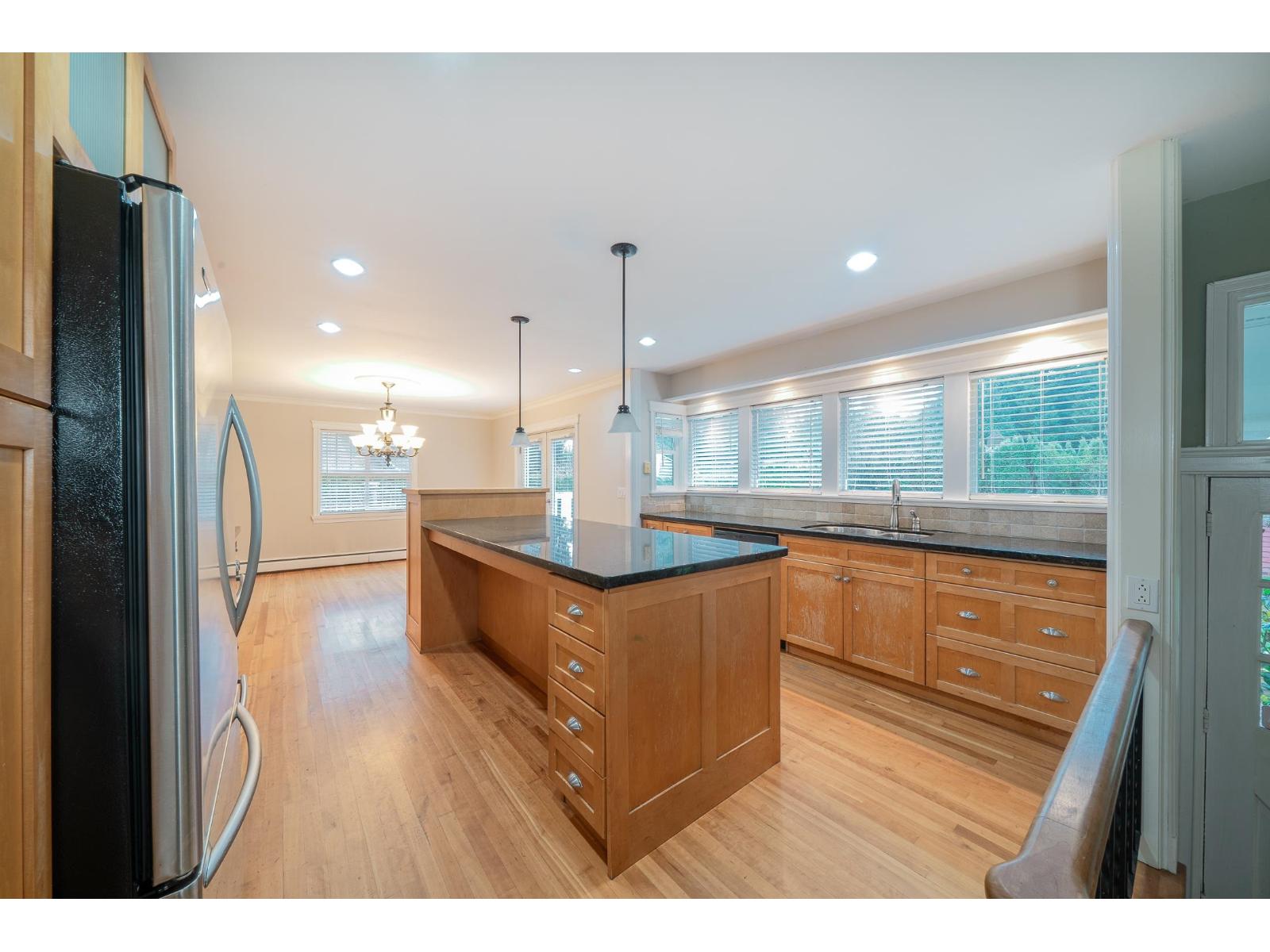 1949 134 Street, Surrey, British Columbia  V4A 4C5 - Photo 11 - R3072231