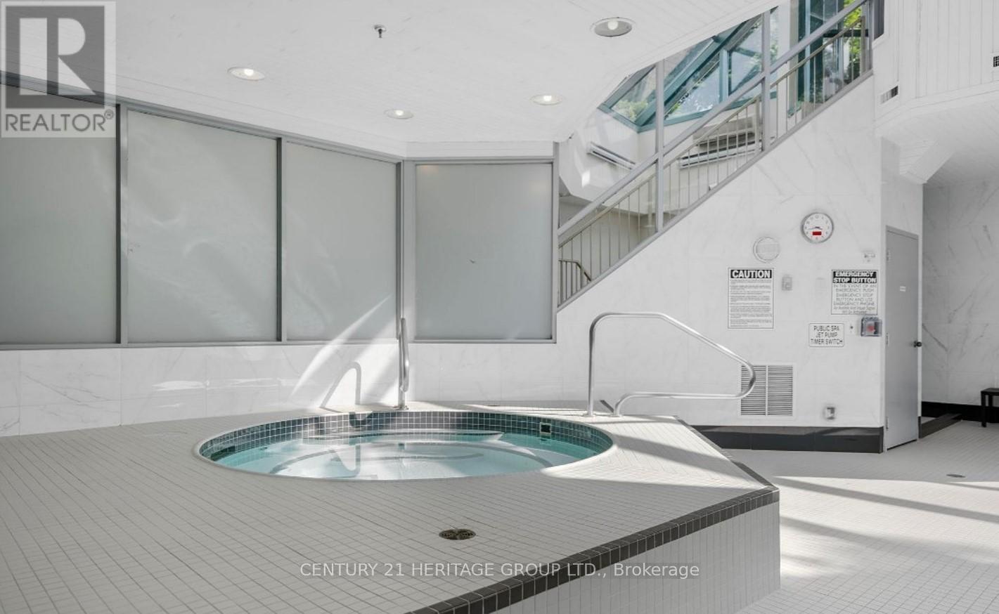 1601 - 101 Subway Crescent, Toronto, Ontario  M9B 6K4 - Photo 18 - W12612746