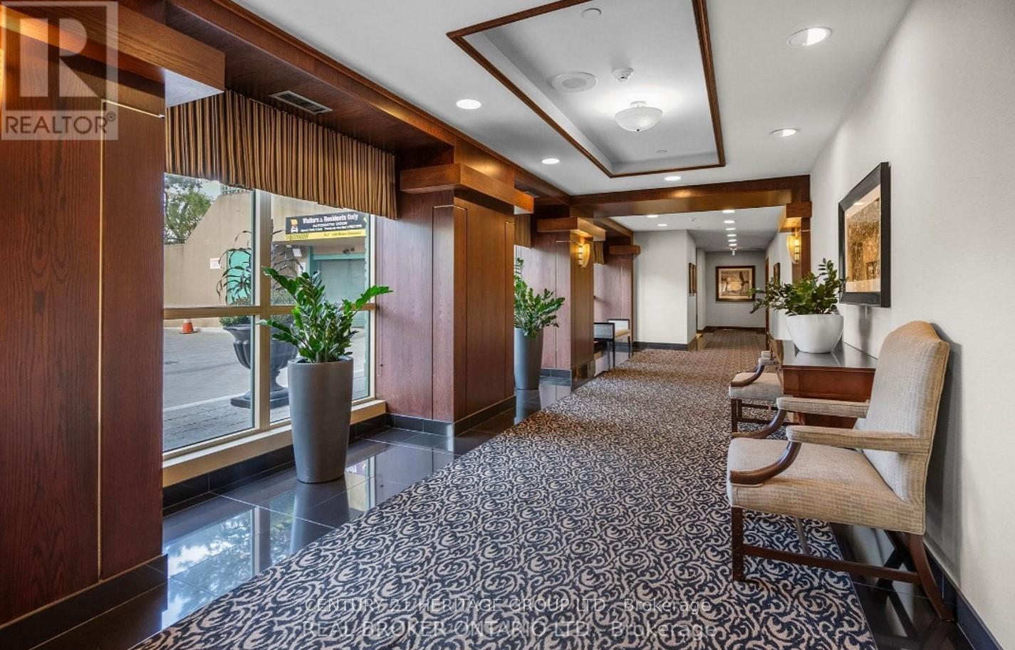 1601 - 101 Subway Crescent, Toronto, Ontario  M9B 6K4 - Photo 3 - W12612746