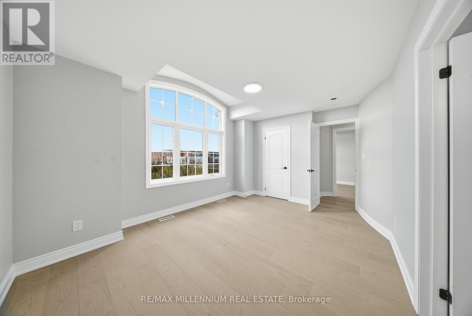 527 Fernforest Drive, Brampton, Ontario  L6R 0S2 - Photo 25 - W12612764