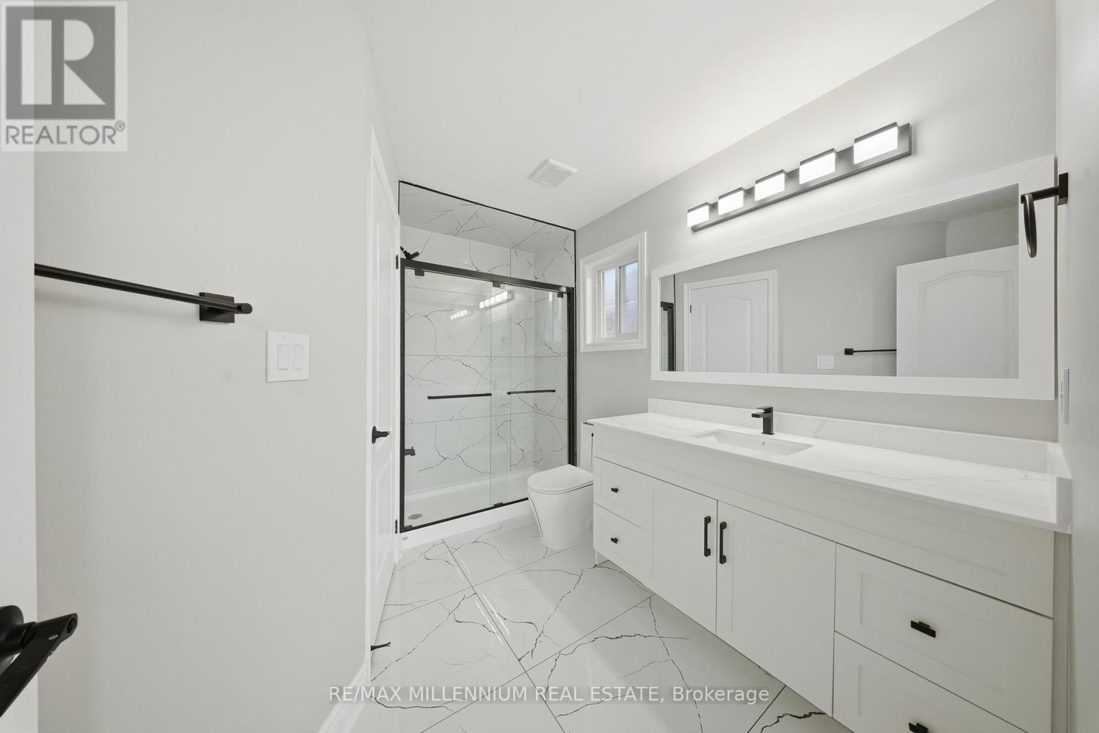 527 Fernforest Drive, Brampton, Ontario  L6R 0S2 - Photo 27 - W12612764