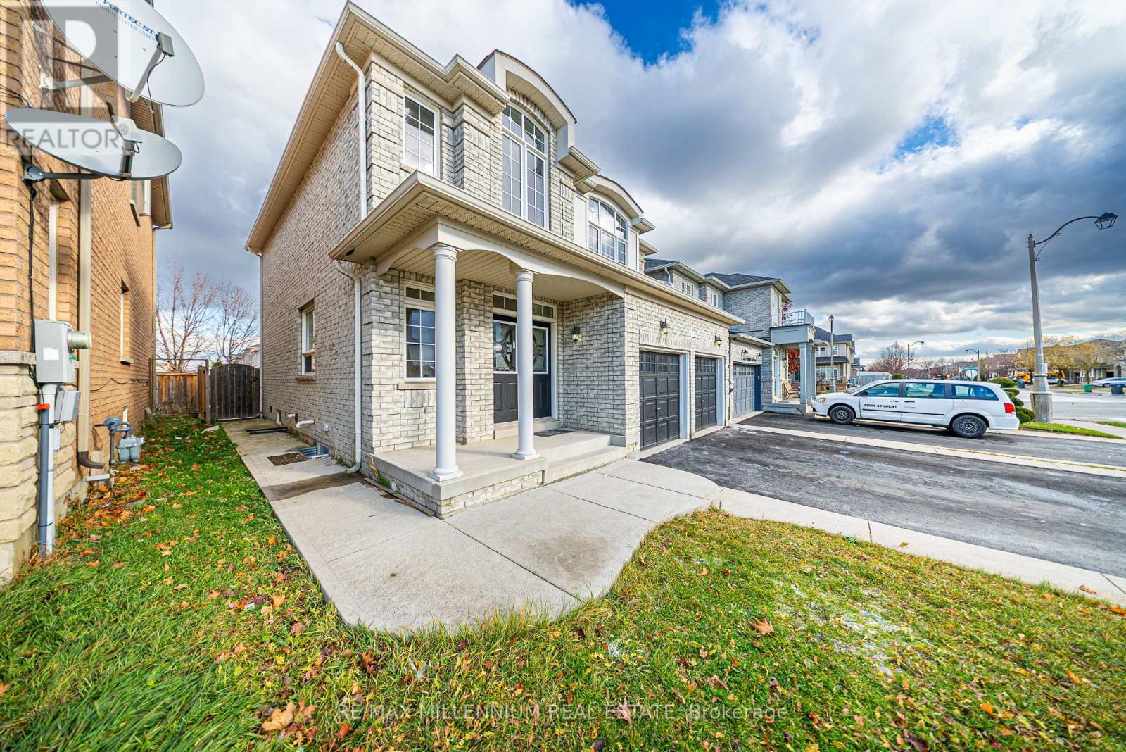 527 Fernforest Drive, Brampton, Ontario  L6R 0S2 - Photo 34 - W12612764