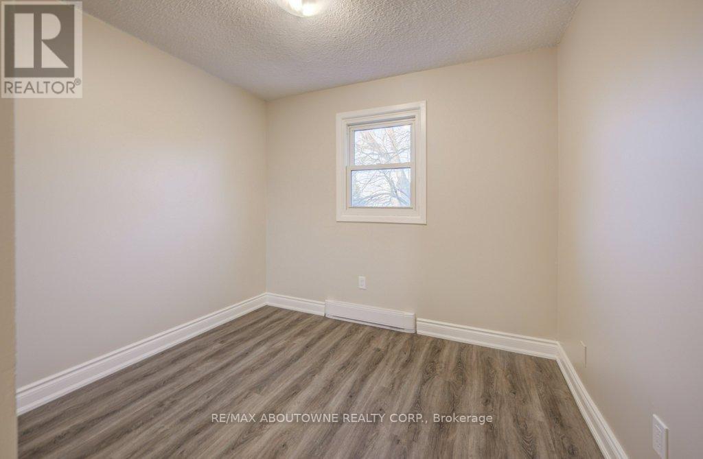 13 Normandy Place, Oakville, Ontario  L6K 1R9 - Photo 15 - W12612766