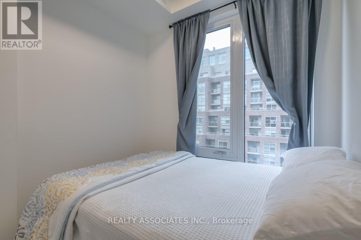 609 - 1808 St. Clair Avenue W, Toronto, Ontario  M6M 0C1 - Photo 16 - W12612834