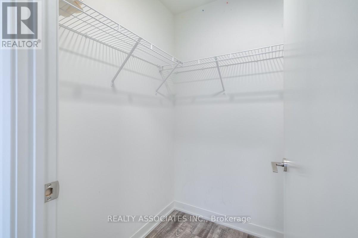 609 - 1808 St. Clair Avenue W, Toronto, Ontario  M6M 0C1 - Photo 17 - W12612834