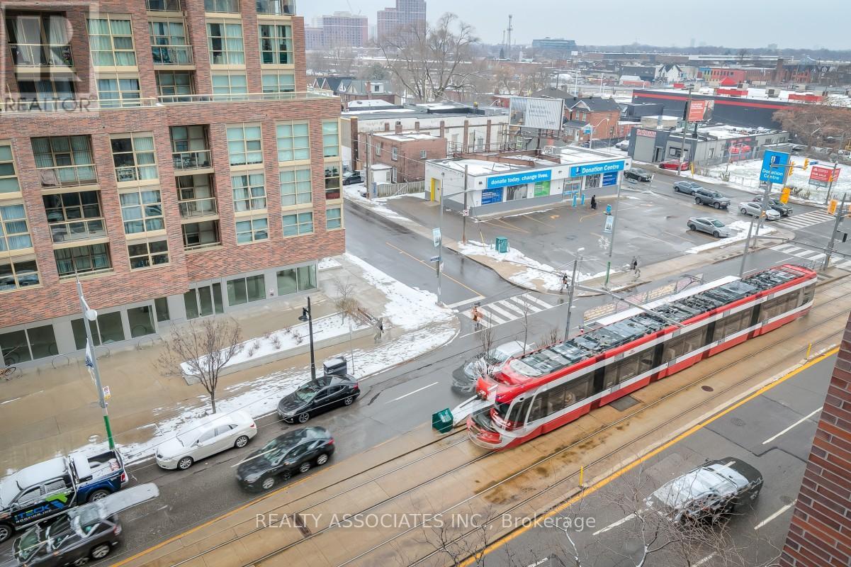 609 - 1808 St. Clair Avenue W, Toronto, Ontario  M6M 0C1 - Photo 24 - W12612834