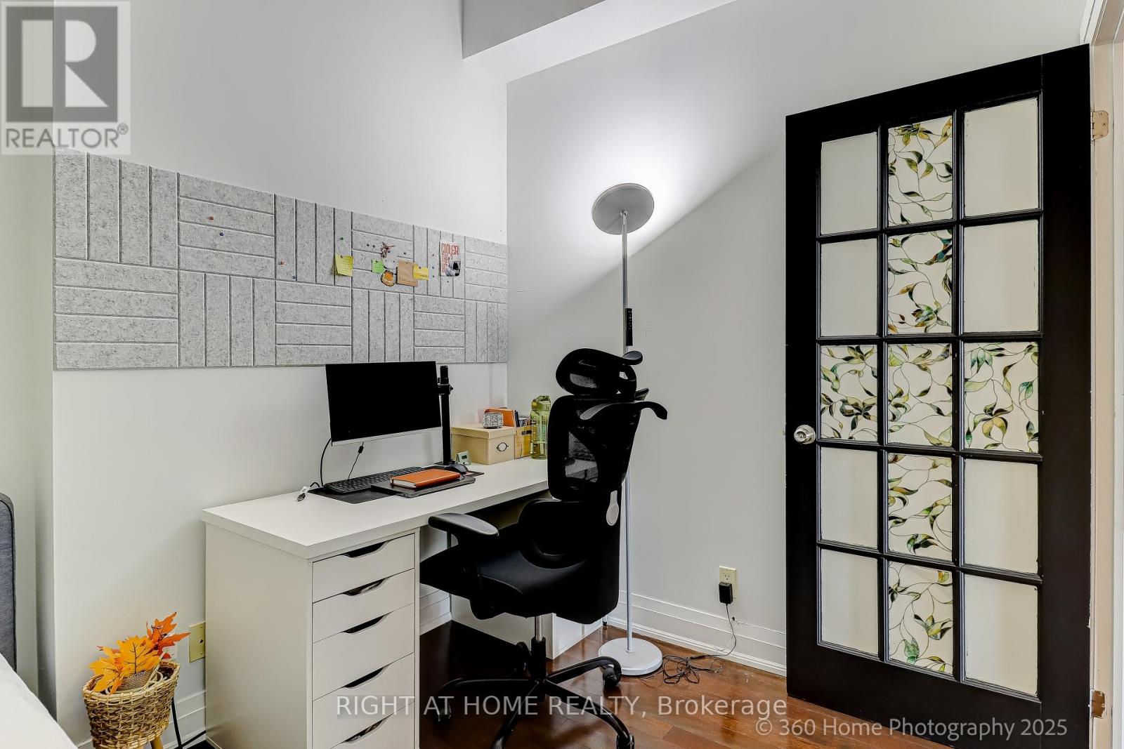 203 - 2737 Keele Street, Toronto, Ontario  M3M 2E9 - Photo 19 - W12612836