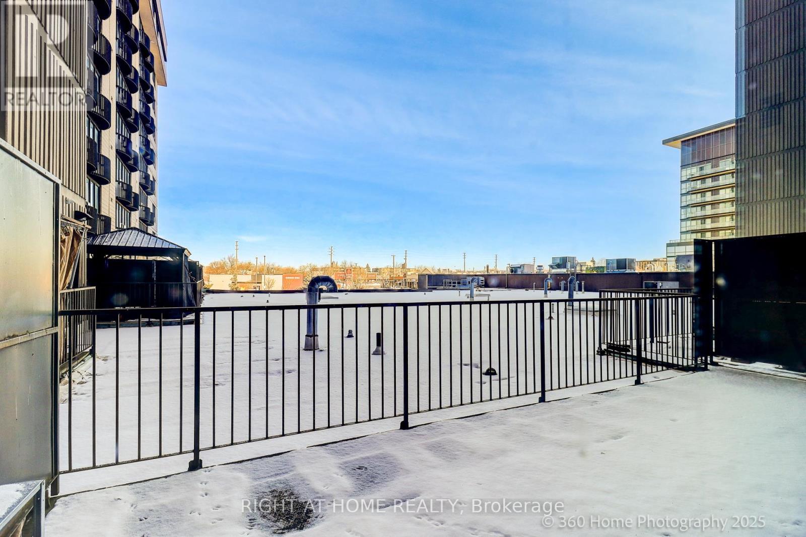 203 - 2737 Keele Street, Toronto, Ontario  M3M 2E9 - Photo 21 - W12612836