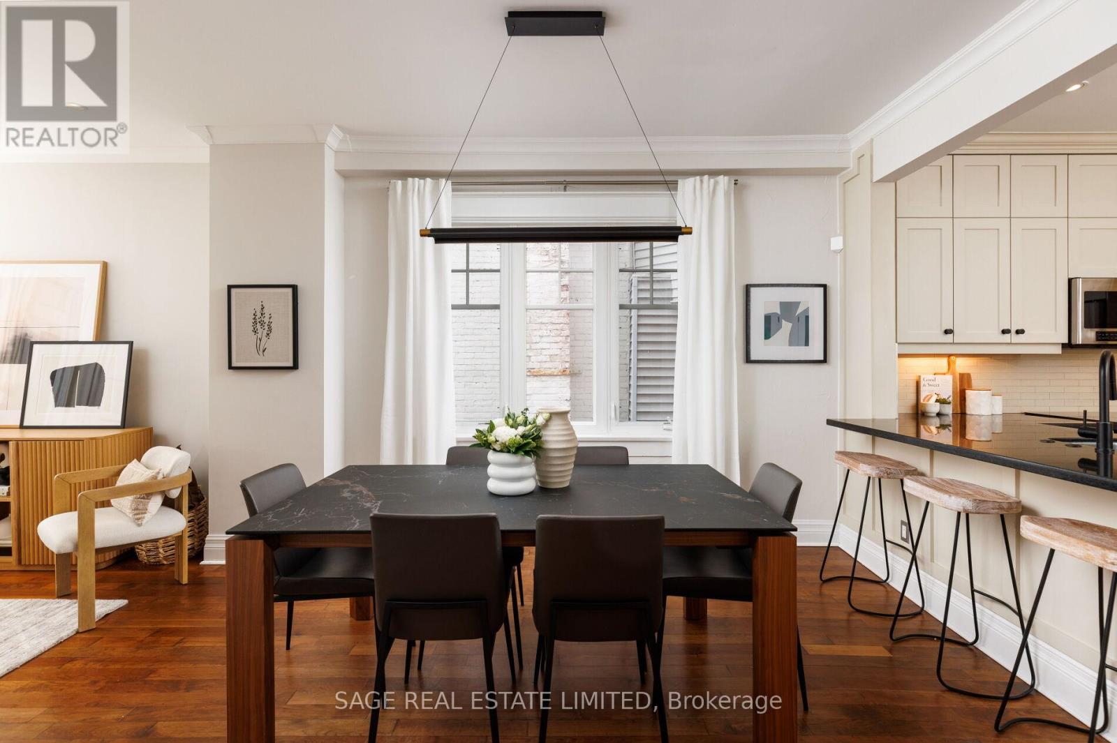 277 Evelyn Avenue, Toronto, Ontario  M6P 2Z8 - Photo 10 - W12612856