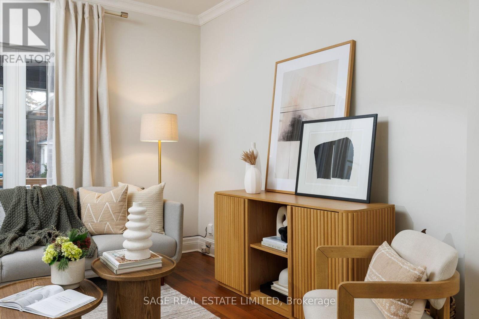 277 Evelyn Avenue, Toronto, Ontario  M6P 2Z8 - Photo 2 - W12612856