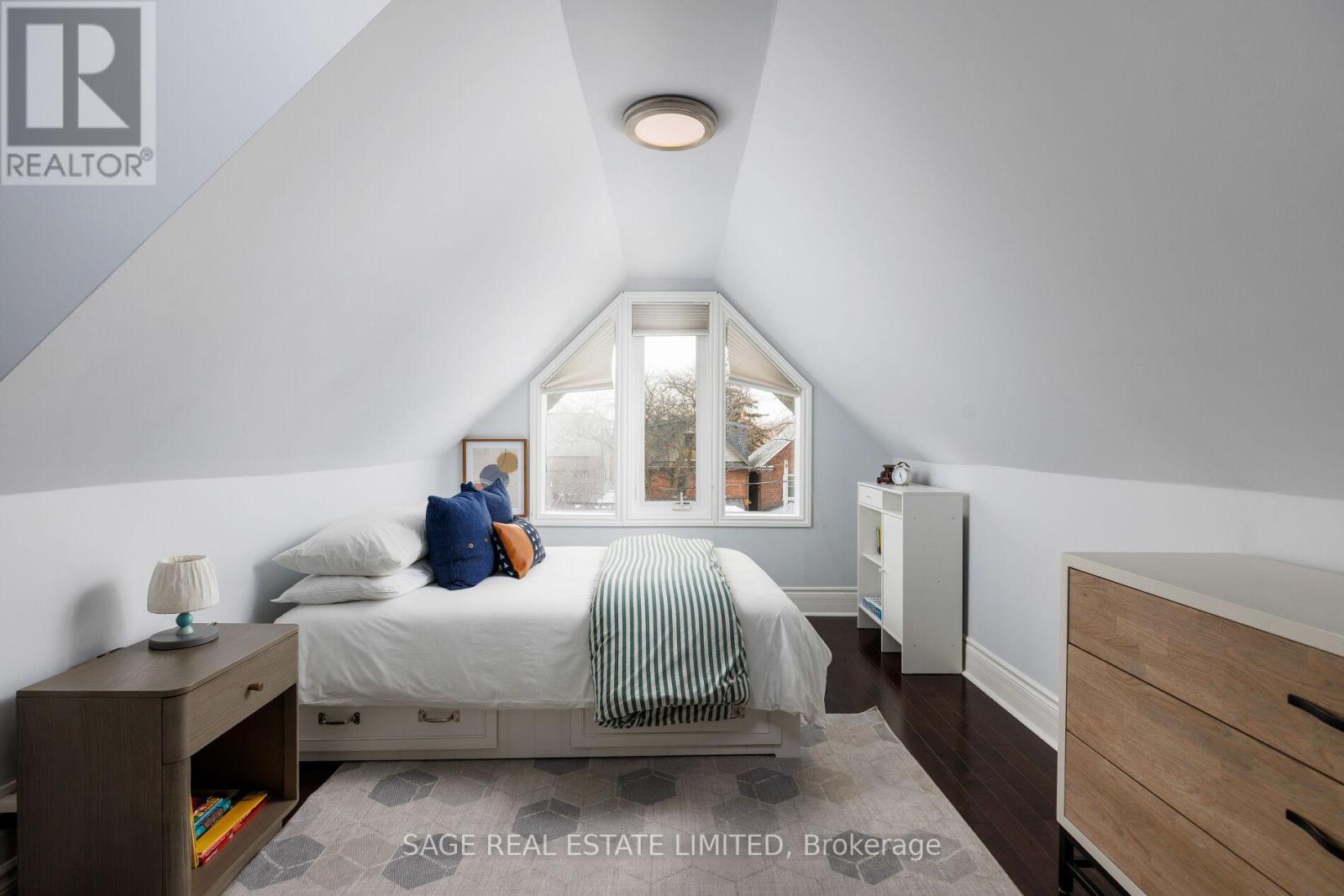 277 Evelyn Avenue, Toronto, Ontario  M6P 2Z8 - Photo 33 - W12612856