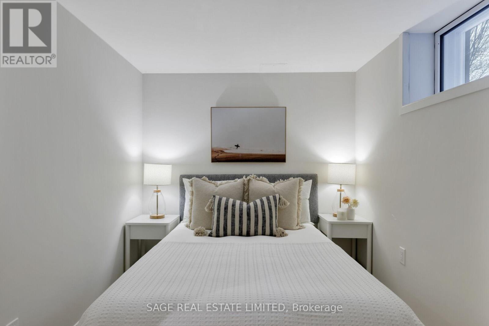 277 Evelyn Avenue, Toronto, Ontario  M6P 2Z8 - Photo 46 - W12612856