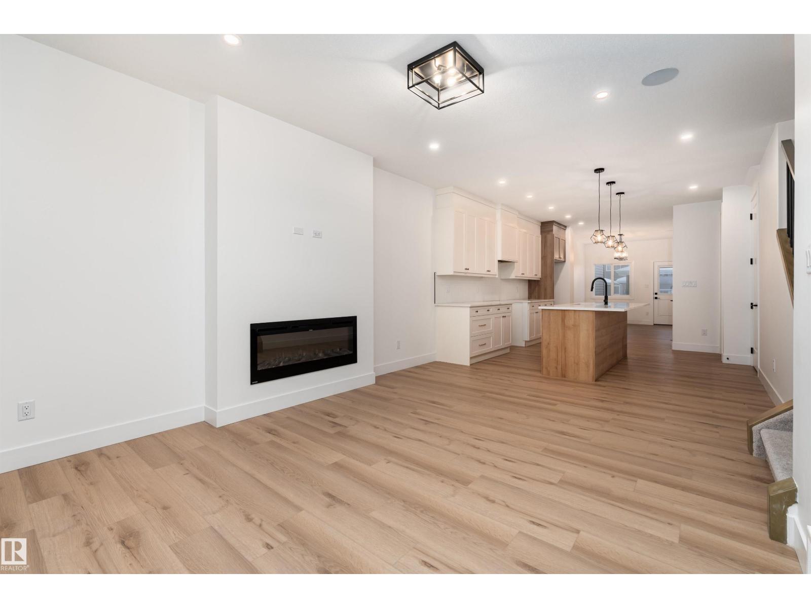 3111 Magpie Wy Nw, Edmonton, Alberta  T5S 0V3 - Photo 10 - E4467774