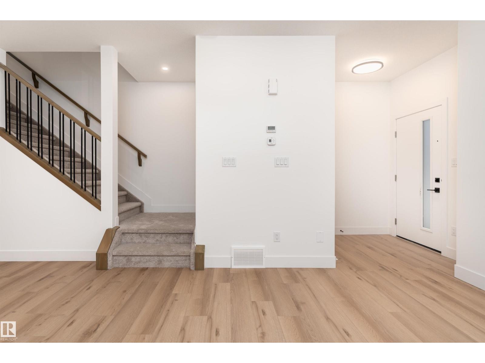 3111 Magpie Wy Nw, Edmonton, Alberta  T5S 0V3 - Photo 16 - E4467774