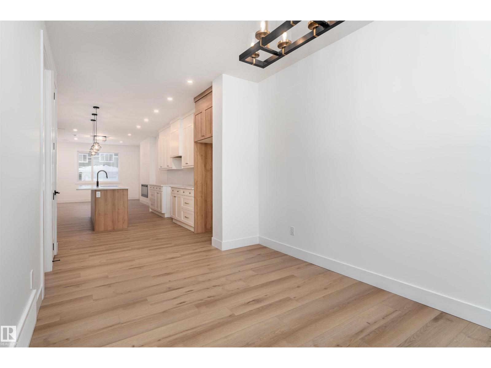 3111 Magpie Wy Nw, Edmonton, Alberta  T5S 0V3 - Photo 6 - E4467774