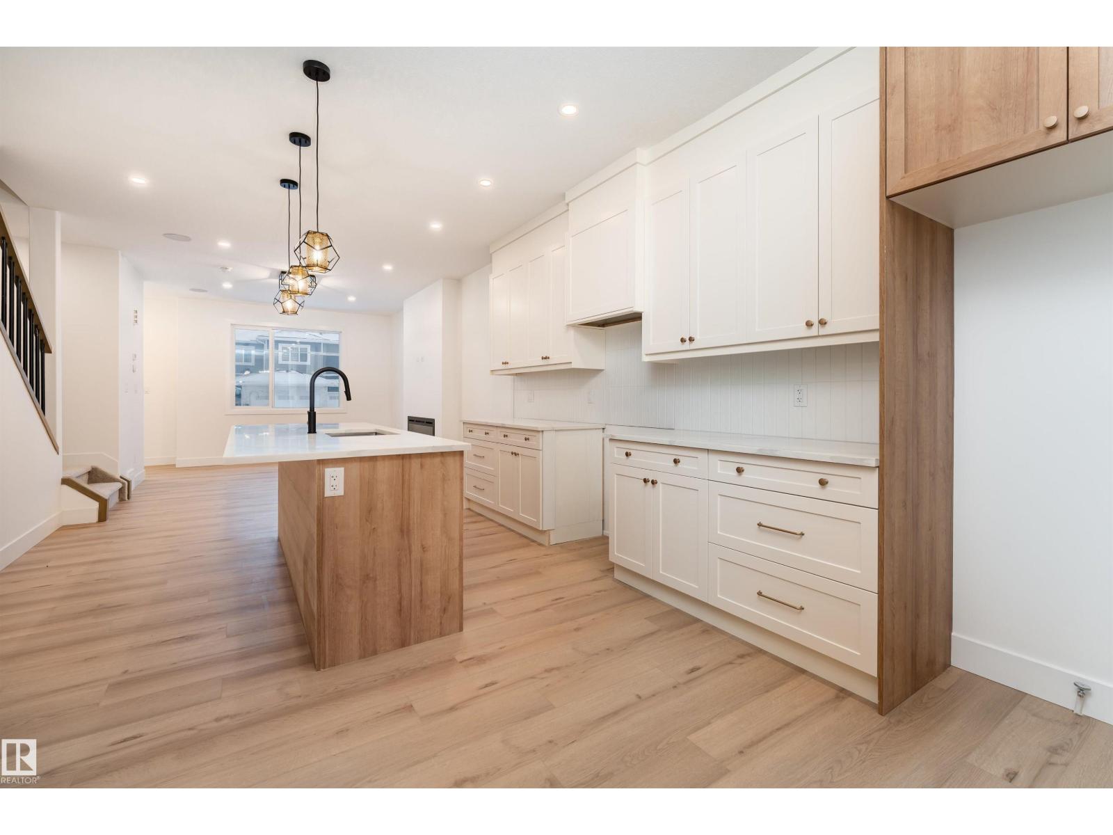 3111 Magpie Wy Nw, Edmonton, Alberta  T5S 0V3 - Photo 7 - E4467774