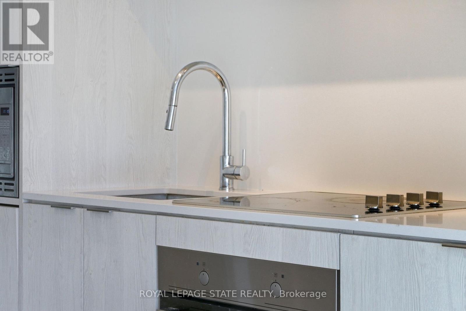 606 - 1 Jarvis Street, Hamilton, Ontario  L8R 3J2 - Photo 30 - X12612716